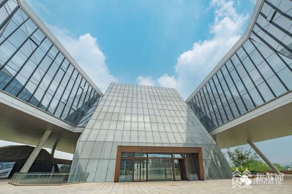 南京美术馆新馆项目荣获江苏首个“中国钢结构金奖”(图3)